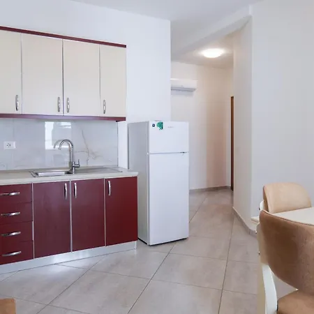 Marina Apartment *