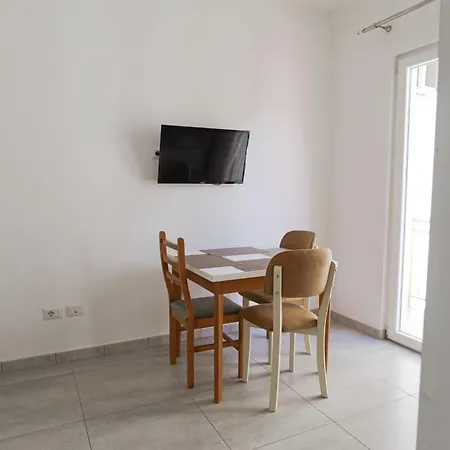 Marina Apartamento Lezhë
